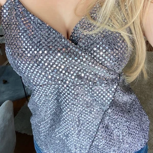 Festtopp! - Säljer denna skit snygga fest topp ❤️