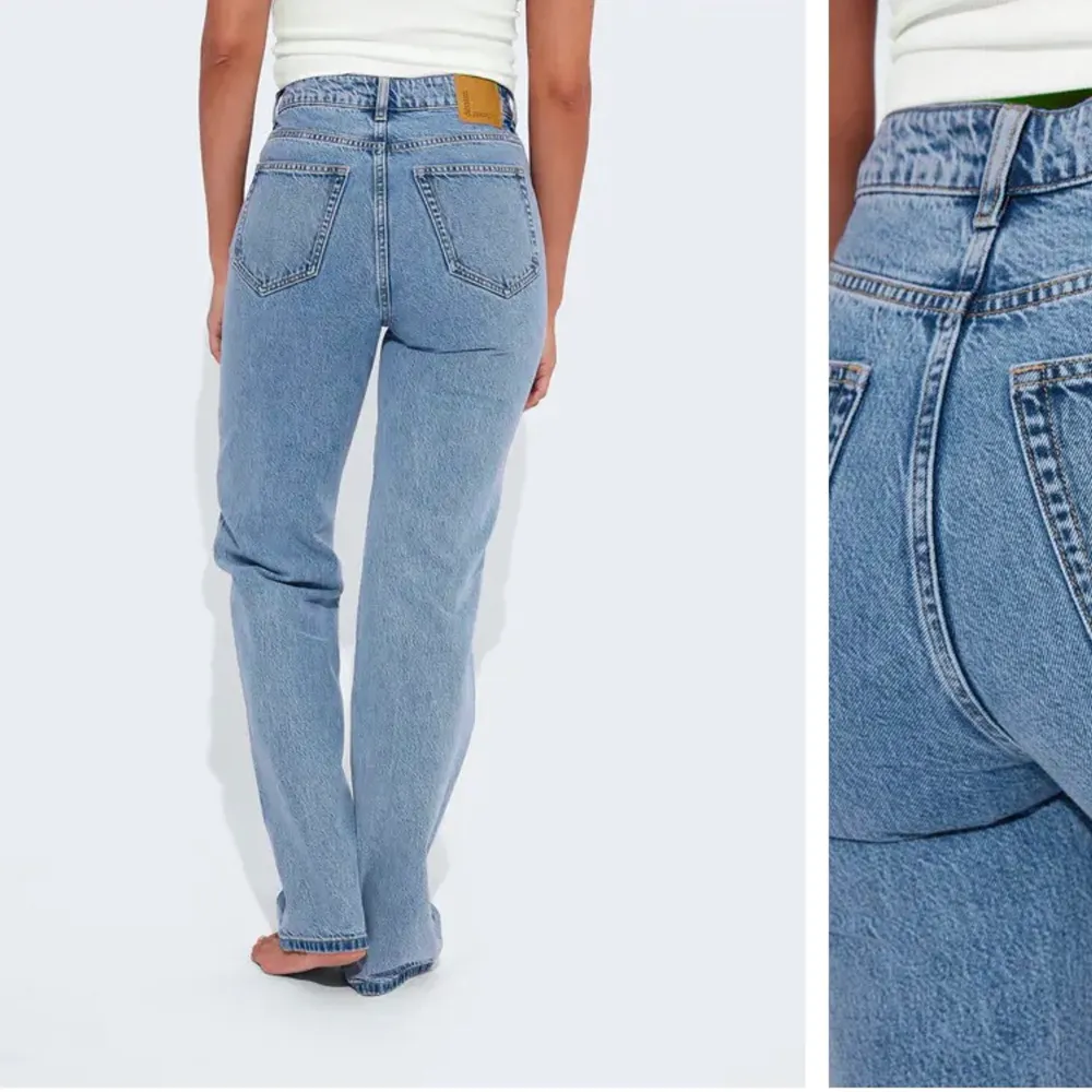Säljer ett par jeans från Bikbok som inte finns att köpa längre, men dem liknar dessa på bilden väldigt mycket! Modellen heter ”JP Regular Wide 560 jeans” och de är i storlek W26 i midjan. Finns ingen längdstorlek på dessa men skulle säga att de passar bäst på dig som är under 1.70😊 Fina i skicket, midjan är medelhög. Säljer för 250 inklusive frakten💕. Jeans & Byxor.