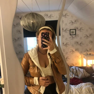 Jofama läder jacka - Snygg höstjacka från Jofama i brun.