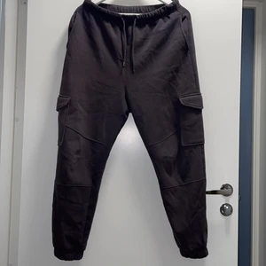 Mjukisbyxor - Mjukisbyxor från H&M, använda ett fåtal gånger☺️