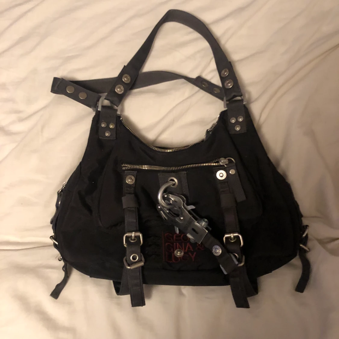 Väska från george gina & Lucy 