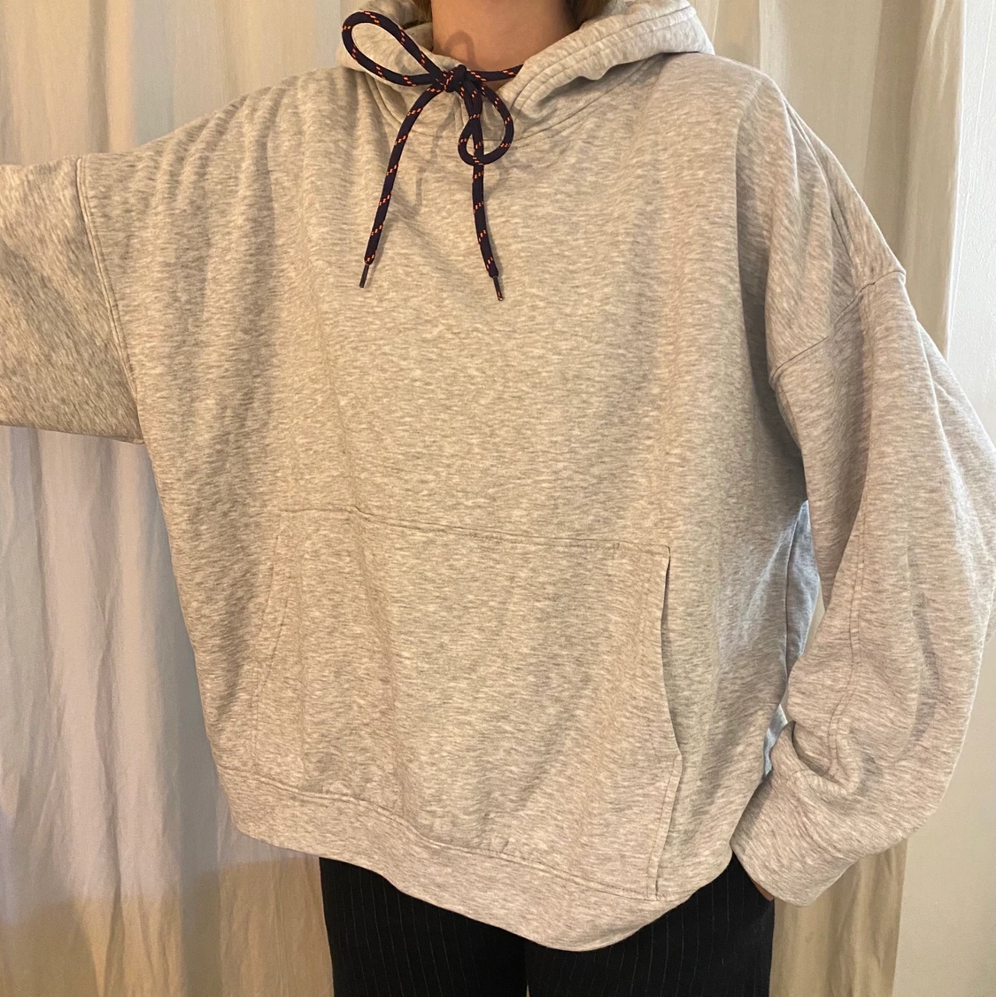 Weekday hoodie  - 90