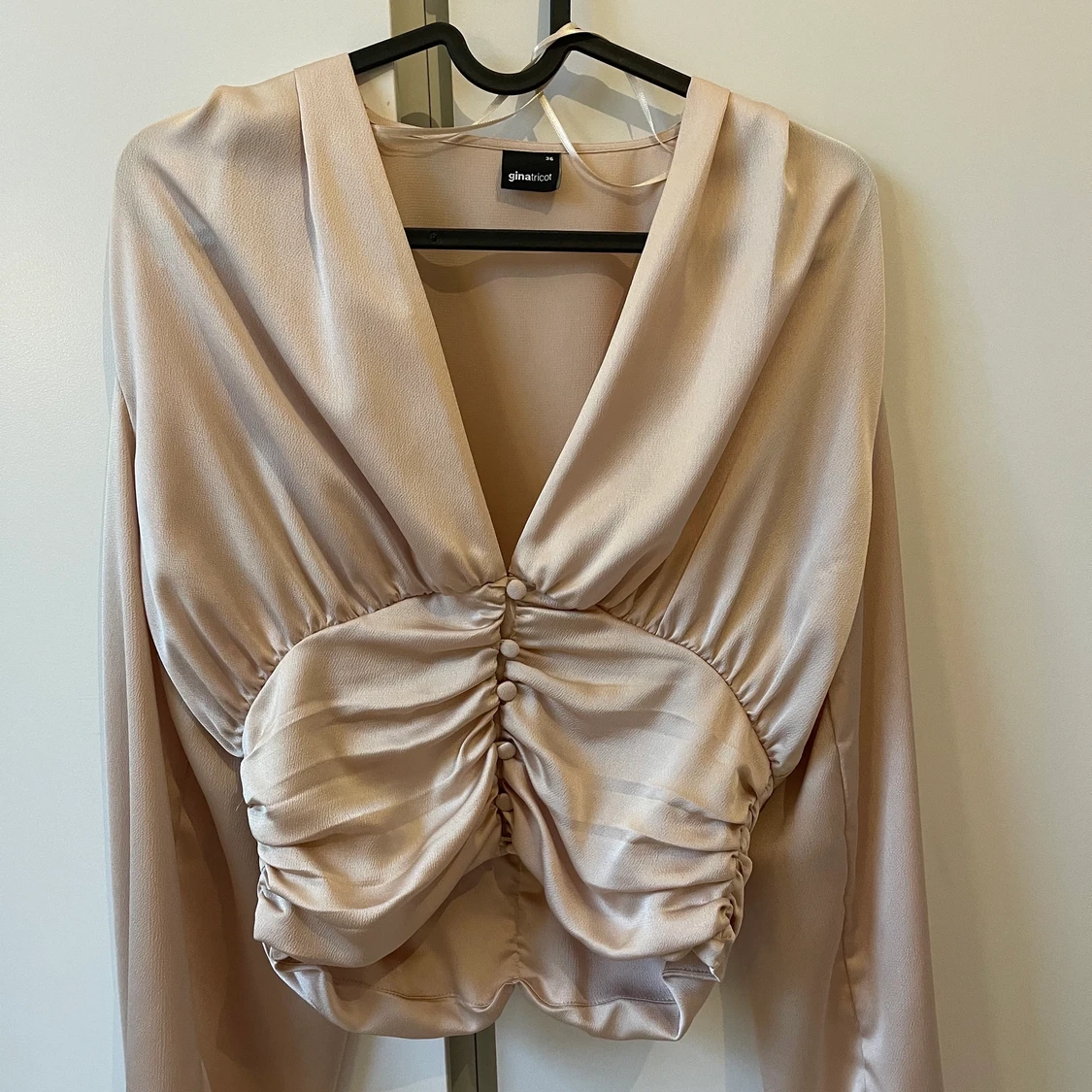 Festblus, Gina tricot, 36