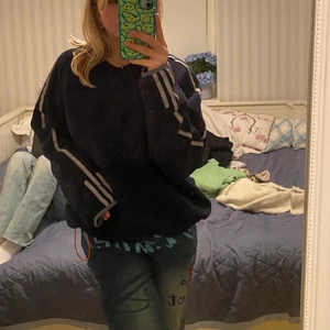 Adidas sweatshirt - Köpt second hand❤️❤️