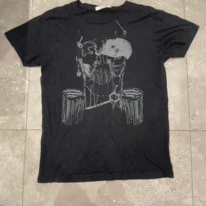 T-shirt  - T-shirt som Passar alt stil 
