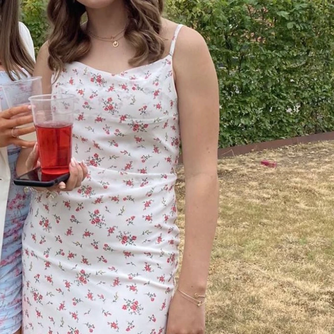 Blommig sommarklänning  - 91