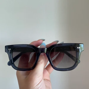 Chimi solglasögon - helt oanvända, endast testade solglasögon från chimi i modellen 04 blue! nypris är 1100kr och köparen står för frakten💖