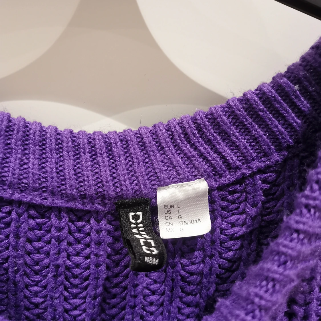 Lila stickadtröja  - 1