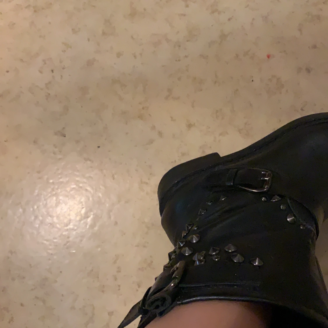 Boots med nitar - 90