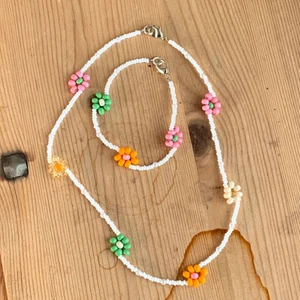 SmrBLOOM - Underbar sommartrio i härliga färger. Säljs tillsammans för 149 kr (inkl) 