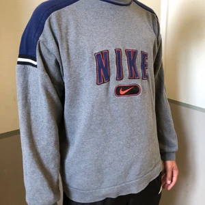 Nike Vintage Tröja - Vintage Nike Tröja. Storlek Large. Perfekt skick. 