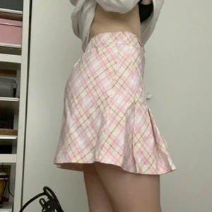 Kjol - Gullig skaterskirt i stretchigt material, köpare står för frakten 💗