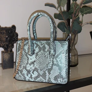 Liten väska - Jätte söt turkos väska