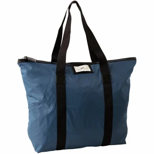 Väska  - Säljer min Day väska. Kontakta mig vid intresse och för fler bilder. Köparen står för frakt💙