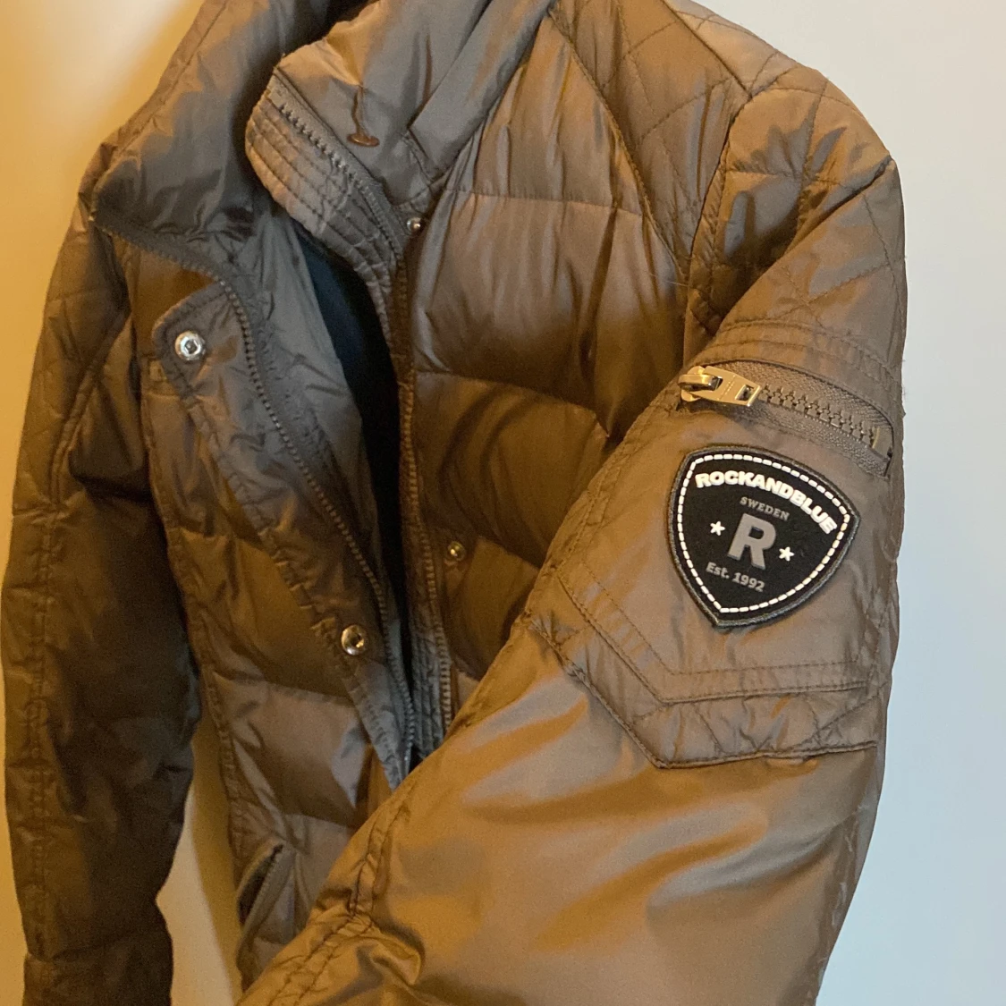 Rock and blue jacka - 90