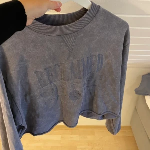 Cool grå tröja - Super snygg grå tröja från asos i storlek S