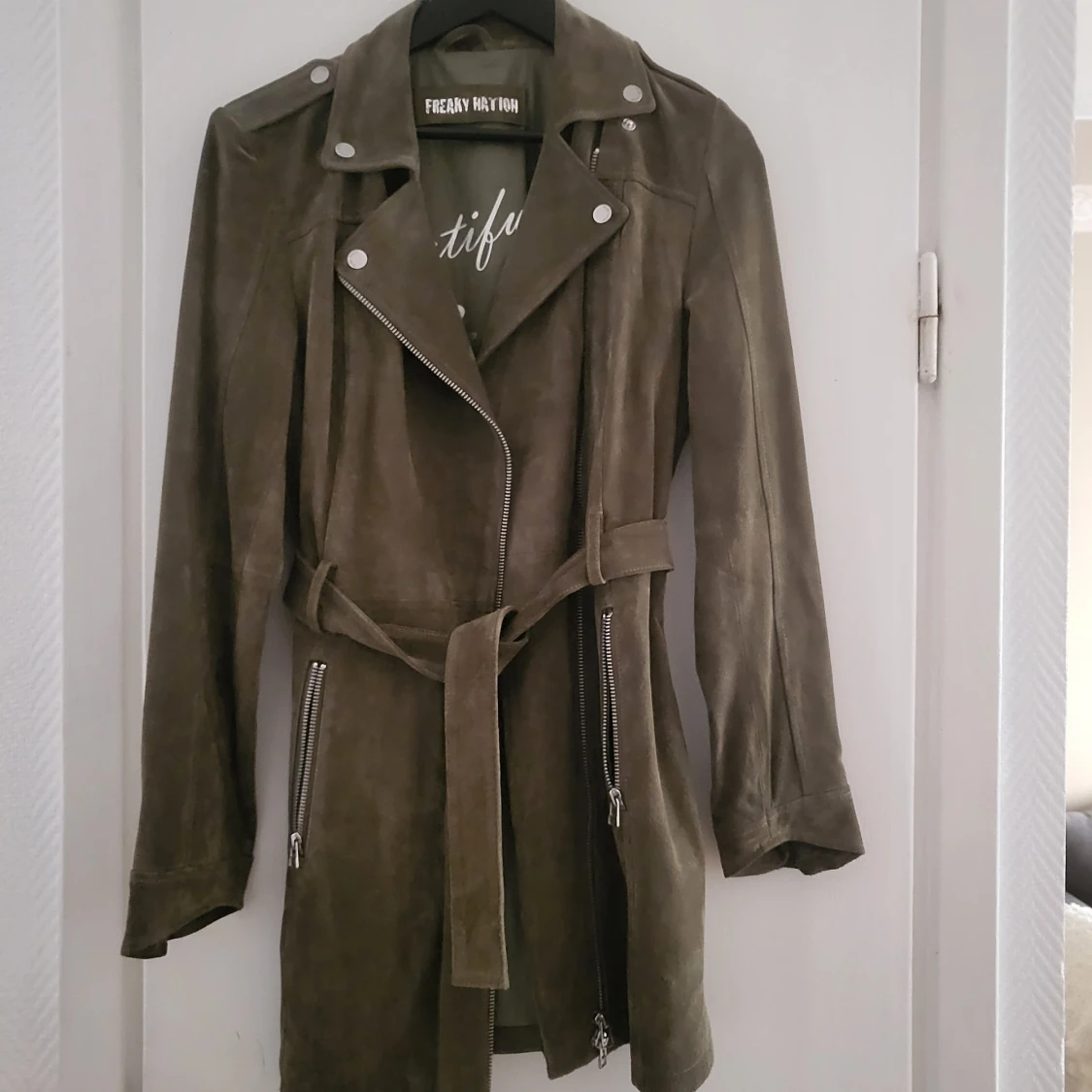 Läderkappa Olive Freaky Nation nyskick - 90