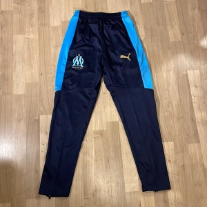Marseille byxor - Detta är ett par sällsynta Marseille byxor av märket puma i nyskick