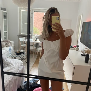 Söt klänning  - Söt klänning, aldrig använd! 