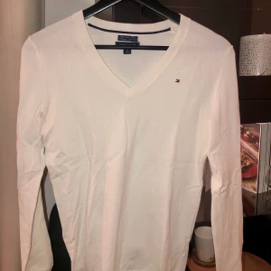Tröja Tommy Hilfiger S - En tröja från Tommy Hilfiger i bra skick!