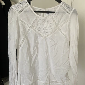 Topp St Tropez - Vit topp från St Tropez, Strl S, Helt ny 