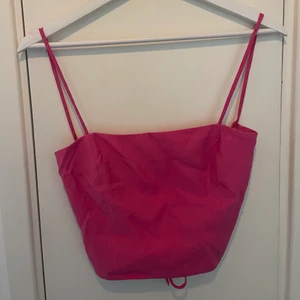 Rosa linne  - Rosa linne med knytning i ryggen, storlek M