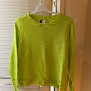 Kofta  - Som ny  #neon #kofta 