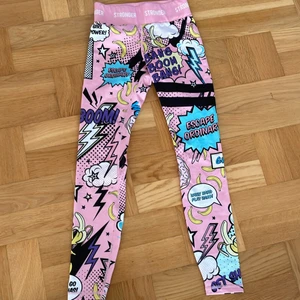 Stronger tights storlek xs - Nytt skick använd Max 2-3 gånger.  Passar perfekt! Köpte förr förra julen. Ordinarie pris 799kr, köparen står för frakten :))