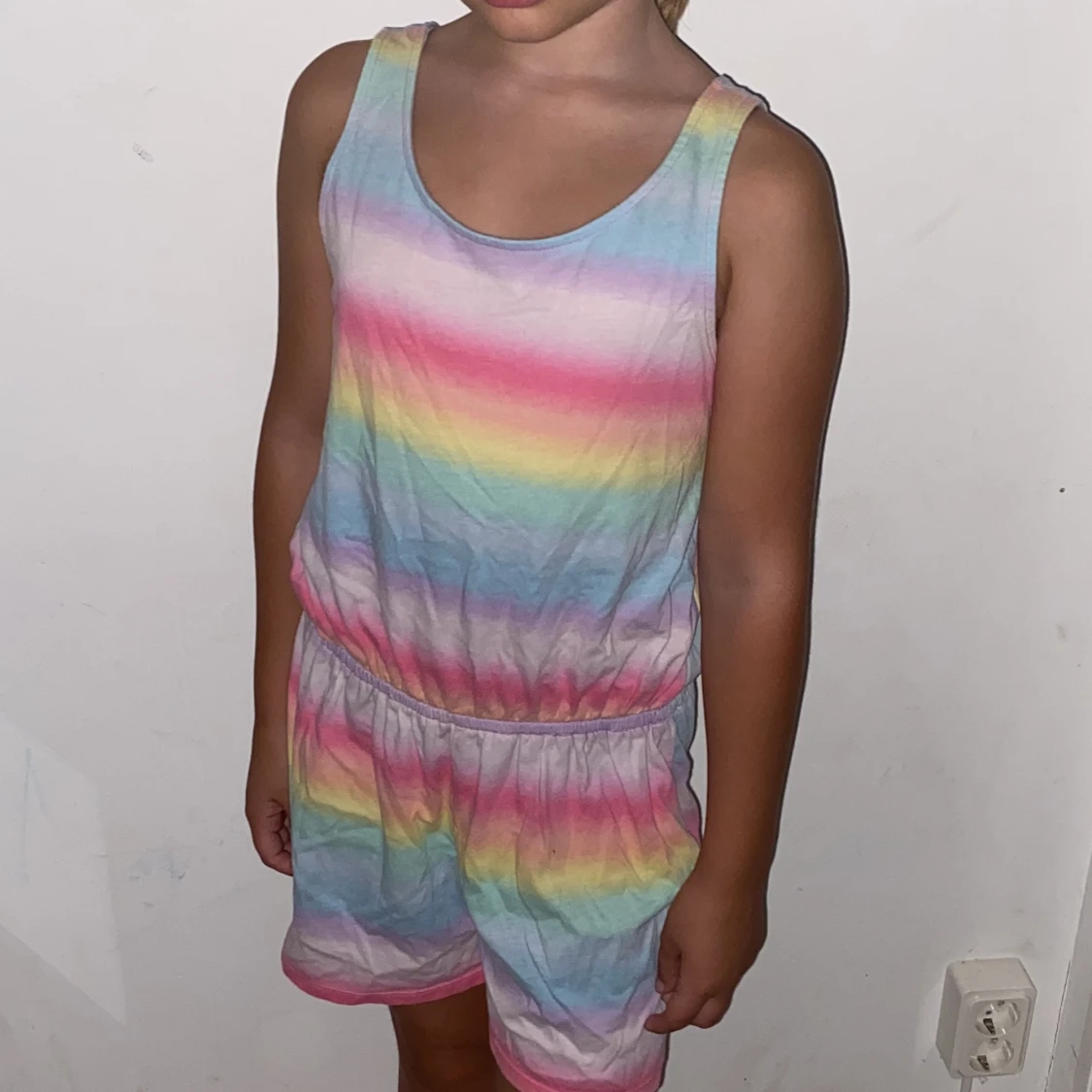 Regnbågsfärgad byxdress