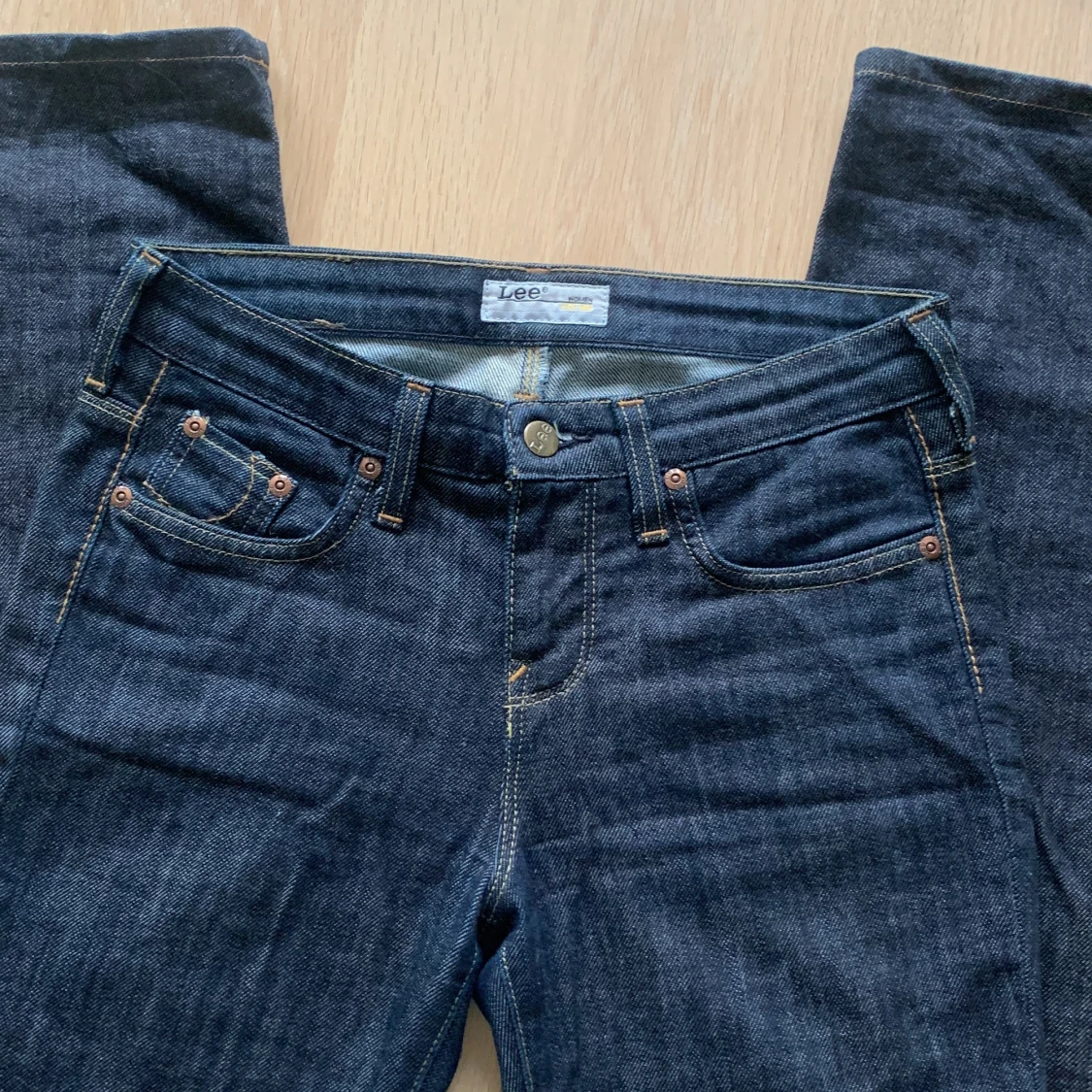 Vintage lågmidjade Lee jeans