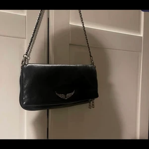 Zadig Voltaire  - Lånad bild men samma väska!  Intresse koll på om någon skulle vara intresserad eller byten. 