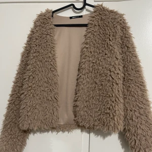 Jacka/Tjockare kofta - En sommar jacka typ