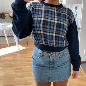 Rutig tröja - Tröja från Beyond Retro i strl XS/S o använt skick 💌 Fraktas spårbart för 49 kr!