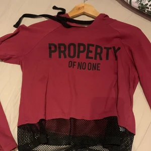 Hoodie - Den är i perfekt skick, men använder inte längre. 