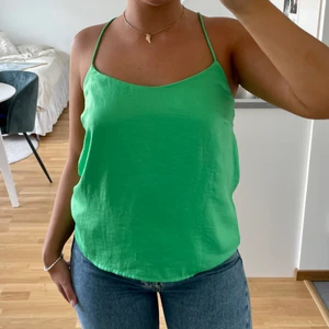 Topp - Topp från Vero Moda i strl S o fint skick 🦋 Fraktas spårbart för 29 kr! 💌