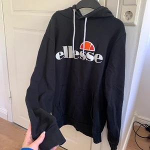 Ellesse Hoodie - Ellesse Hoodie☺️