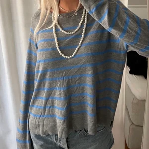 Zara tröja - Populär stickad tröja från zara. Nyskick. Lånad bild. 