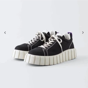 Eytys odessa  - Säljer mina jätte fina eytys! Då de tyvärr är lite för små för mig! Storlek 39, super bra skick🧚🏽‍♀️ skriv för fler bilder 