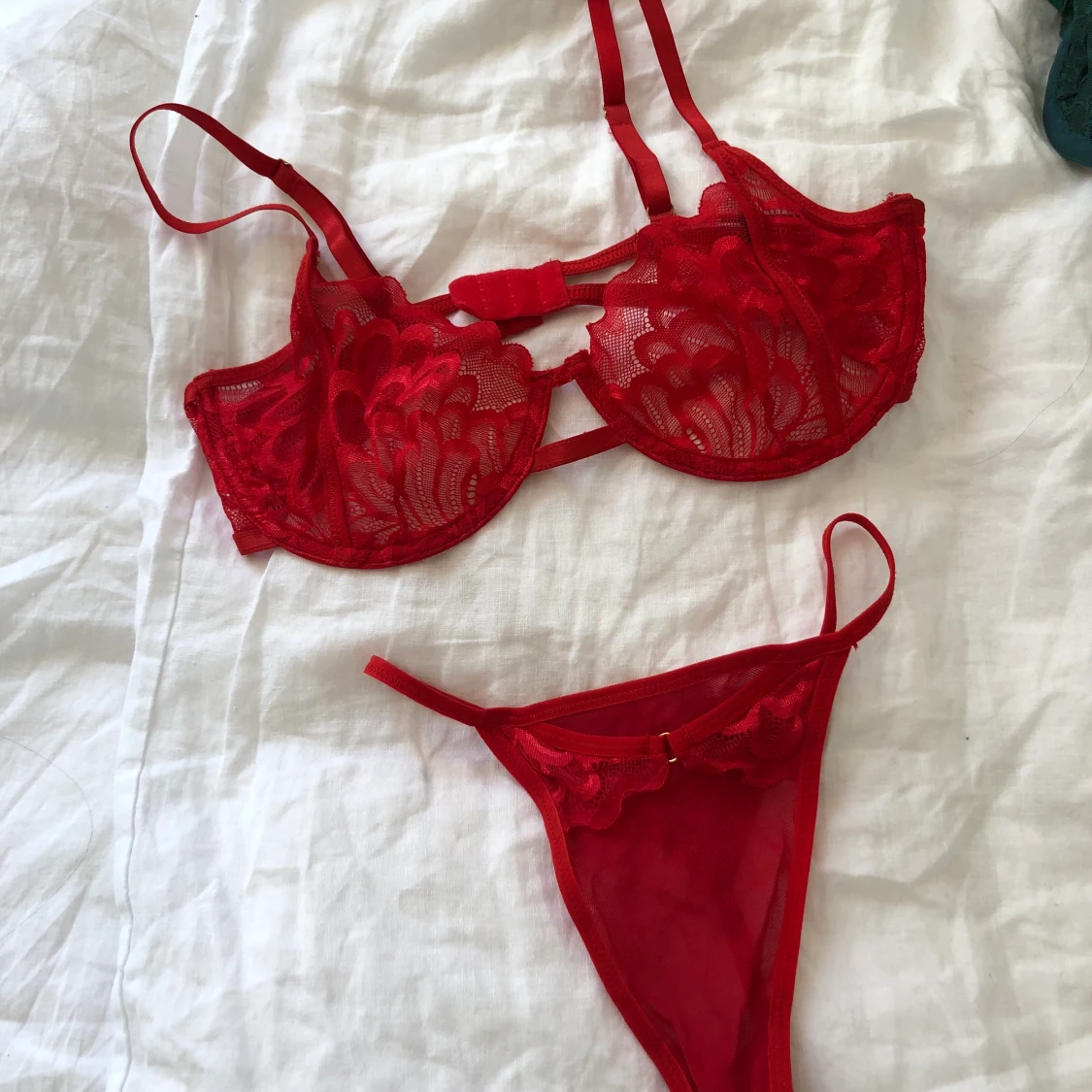 Rött underklädersset Missguided 