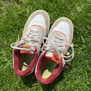 Airforce one  - Jätte snygga airforce one skor, Bra skick, lite smutsiga