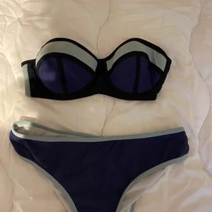 UNIQ  - Här är en bikini i storlek S från UNIQ, aldrig änvänd och bara testad 1 gång. Där är inga band på överdelen, Frakt beroende på var den ska skickas. Betalar en del av frakten själv.