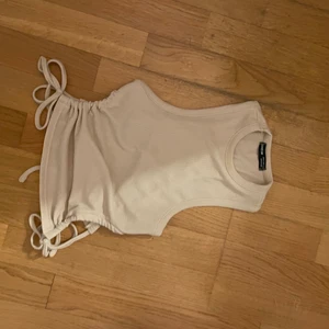 linne - beställde men den va för liten för mig 