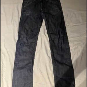 Boss Hugo Jeans  - Ett par jeans jag har använt ett par gånger. Jättesköna och bekväma jeans 