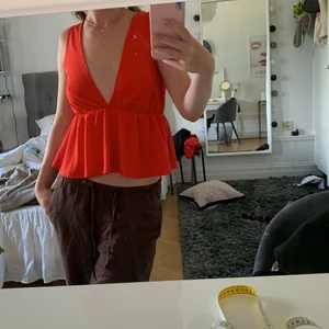 Nelly linne - Använt en gång och i bra kvalitet!