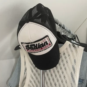 keps - snygg och trendig keps som ”ska vara sliten”