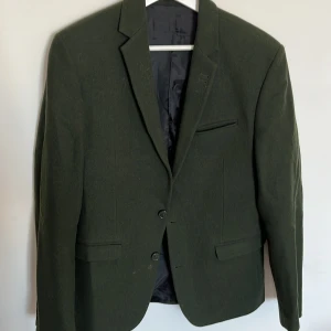 Kavaj i ull - Grön kavaj i ull