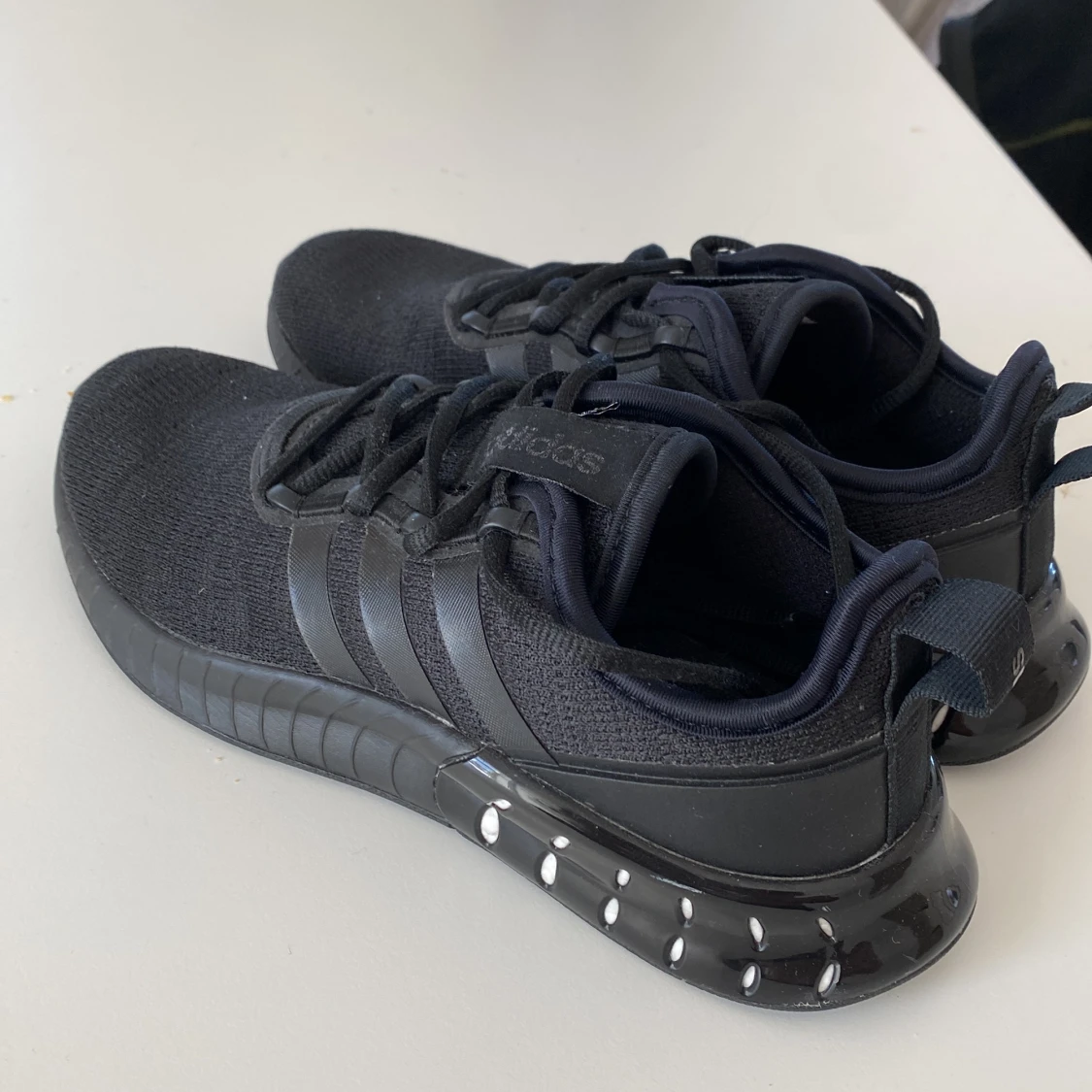 Adidas skor 