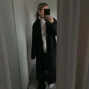 kappa - Säljer min super fina kapp då jag inte använder den längre! Köpte den förra året men den är knappt använd💕