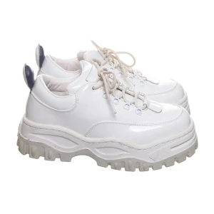 Eytys - Säljer sånnahär eytys i storlek 38😊lånade bilder. Nypris cirka 2400kr