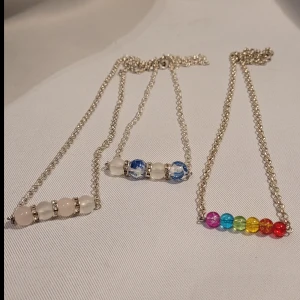 Halsband - Välj en fråg lager eller designa en egen.